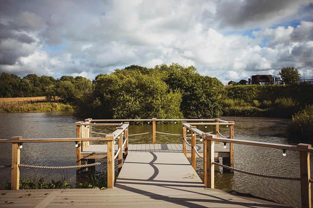 Heather_Birnie_Bargoed_Ysgubor_Weddings_042_web.jpg