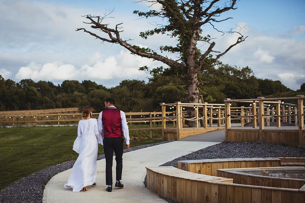 Heather_Birnie_Bargoed_Ysgubor_Weddings_063_web.jpg